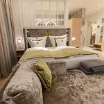 Schlossresidenz - Boutique &