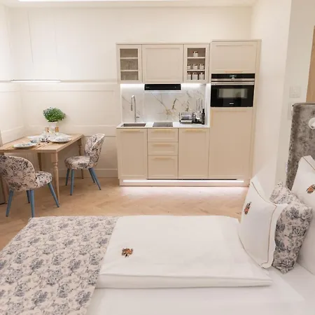 Schlossresidenz - Boutique & Hotel 5*