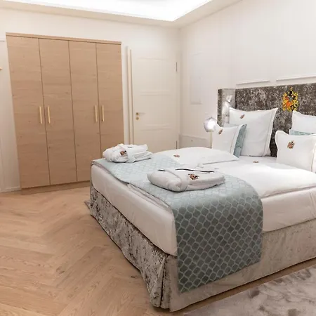 Schlossresidenz - Boutique & Garbsen