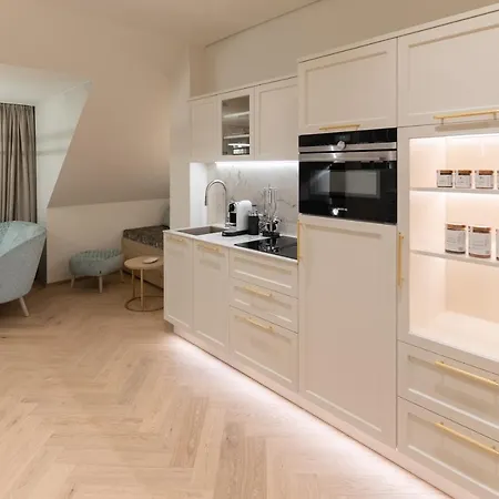Schlossresidenz - Boutique & Hotel 5*
