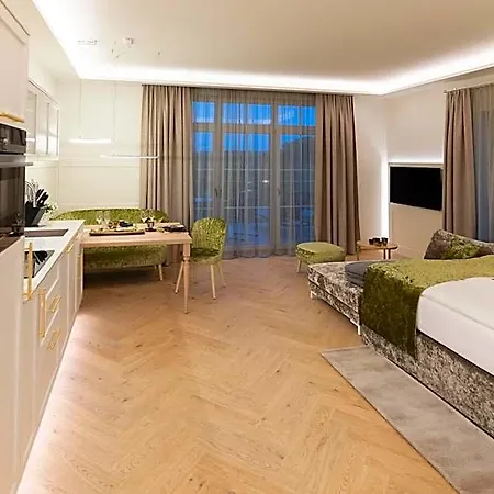 Schlossresidenz - Boutique & 5*