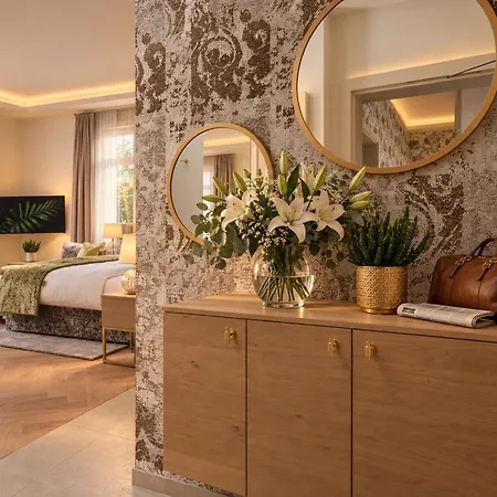 Schlossresidenz - Boutique & 5*