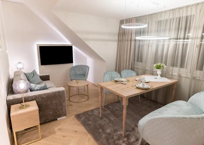 Schlossresidenz - Boutique & 5* Гарбсен