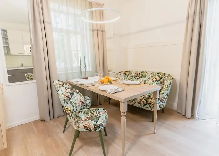 Schlossresidenz - Boutique & 5* Гарбсен
