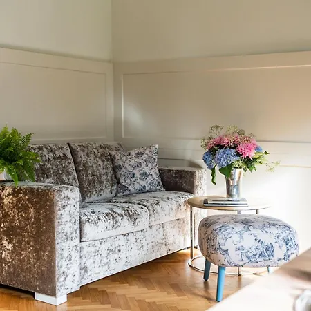 Деревянный коттедж Schlossresidenz - Boutique &